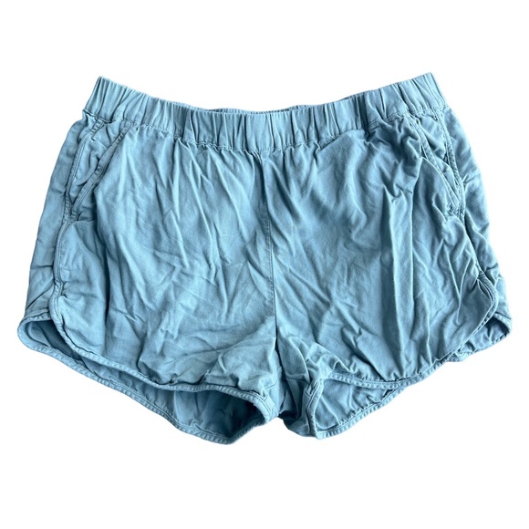 Madewell Pants - MADEWELL Comfy Shorts Size Medium